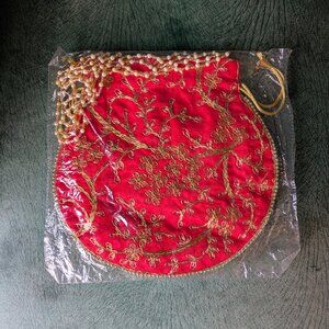 NWOT Gorgeous Red Potli Handbag